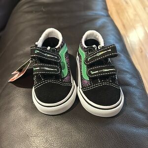 Vans new spider Halloween shoe toddler 4